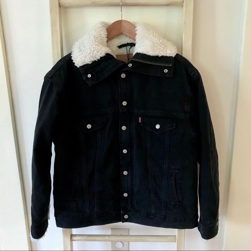 Levi’s Sherpa lined oversized Trucker denim jacket